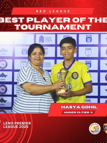 Hasya Gohil receiving the Best Player of the Tournament award for the U13 Tier 1 category at the Leno Premier League 2025.