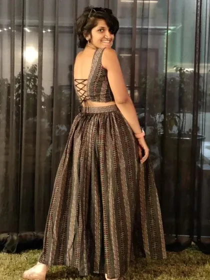 Another shot of our wonderful choreographer, Niranjani. Our team members become like family to our clients, making the whole process enjoyable.