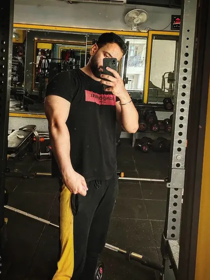 A selfie reflecting on the importance of being in shape. For me, physical fitness is non-negotiable for performing my best in all aspects of life.