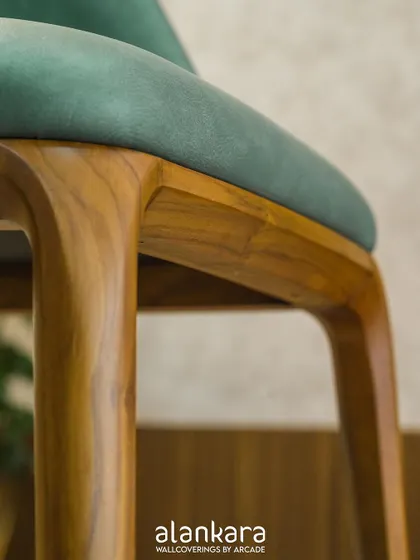Further views of our diverse dining tables and chairs, including different styles, materials, and close-ups that emphasize the quality of our work.