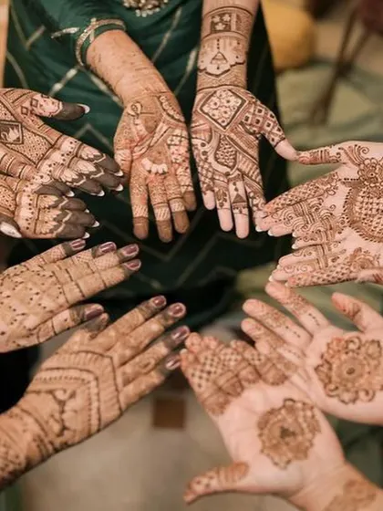 We love creating beautiful designs for the entire bridal party. Here is a look at a variety of coordinated henna styles for the bride's squad, making for a memorable and photo ready mehndi ceremony.
