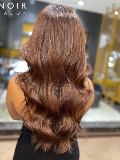 Another angle of our beautiful Friday feature. The light catches the different tones in the hair, showcasing the dimension we create with our colour services.