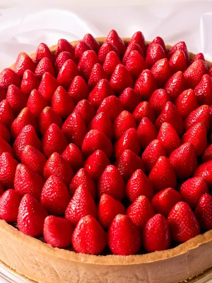 The story behind the 11kg Strawberry Tart. A loyal client insisted on having her favorite tart as her engagement cake, and I was thrilled to take on the challenge.