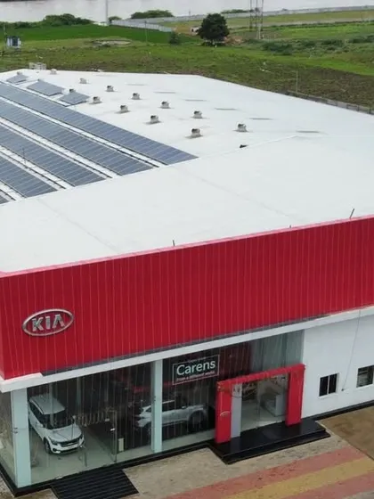 This 100-kilowatt rooftop solar system at the MG Brothers’ KIA showroom near Kurnool now meets almost 100% of their electricity requirements, taking control of their energy costs.