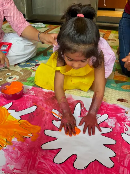 Pure, messy joy! This is what it's all about. I encourage kids to get their hands dirty and truly connect with the materials. This kind of sensory painting is not just fun, it's fantastic for their creative development.