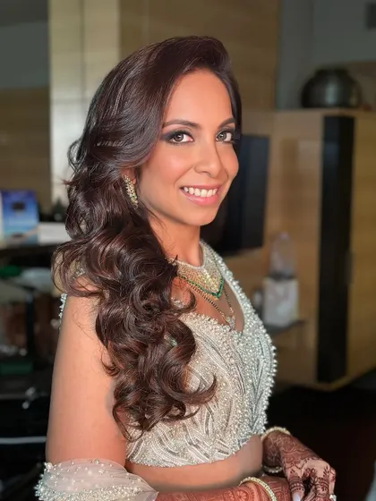 This look is all about soft glam and glowing skin. Paired with an elegant white lehenga, this makeup is perfect for a bridesmaid or wedding guest wanting an effortlessly chic look.
