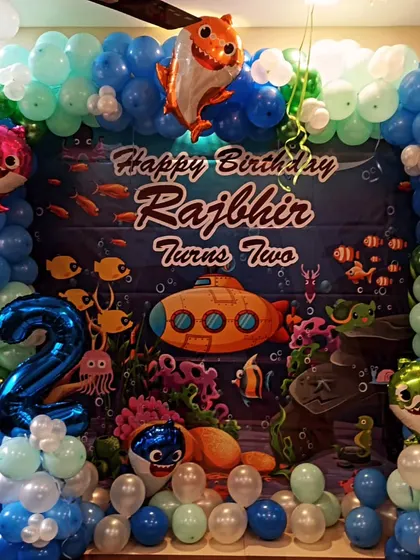 Another angle of the popular Baby Shark birthday theme, a favorite among toddlers.