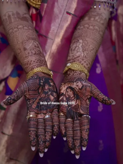 A close-up of this bride's portrait mehendi after the stain has fully developed. The deep, rich color brings the figures to life and highlights every intricate detail of the design.