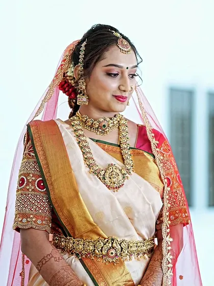 Our brides are our best models. Here is a client looking absolutely stunning in a complete temple jewellery set for her muhurtham.