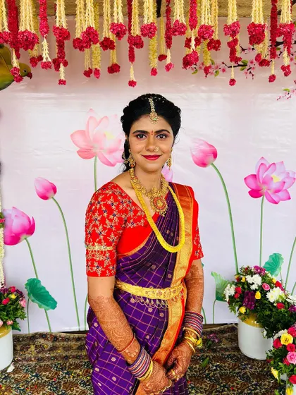 The joy of a Pellikuthuru ceremony. I created a fresh and bright look for this bride with a pop of color on the lips and clean, defined eyes, ensuring she looked effortlessly beautiful for this important Telugu pre-wedding function.