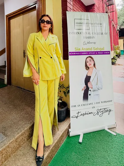 A confident pose before starting my workshop. I believe that what you wear affects how you feel, and this power suit definitely put me in the right mindset to teach and inspire.
