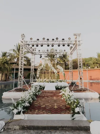 A unique Varmala setup on a floating stage over a pool. We love designing creative and ambitious structures that make key ceremonies truly unforgettable.