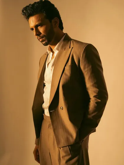 Sunset suits and sharp intent. With Rajeev Siddhartha, we created a look that feels both classic and completely modern, proving that charm is all in the tailoring.