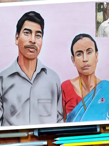 This A3 colored pencil portrait was created from an old photograph, restoring its color and life. It’s a wonderful way to give a new life to faded memories.