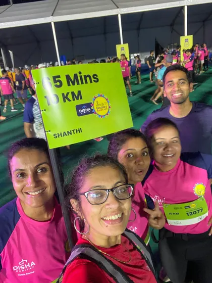 Leading the 65-minute 10k bus at the Bengaluru Runners Jatre. It is incredibly fulfilling to help others hit their time goals and celebrate their success at the finish line.