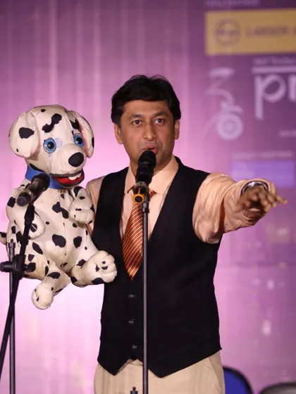 Another angle from my show at NIT Trichy, pointing to a student in the audience for some interactive fun.