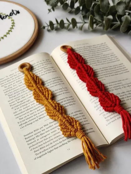 The texture of these macrame bookmarks is so satisfying. They are a pleasure to make and to use.