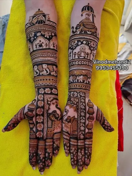 This full-arm design features a groom on a horse, elephants, and other baraat elements, creating a festive and celebratory look.