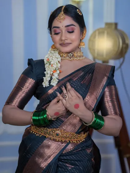 A traditional pose that is perfect for a bridal portrait.