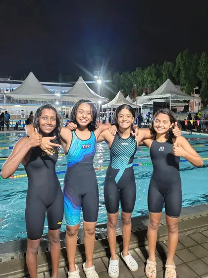 Our Group 2 girls relay champions.