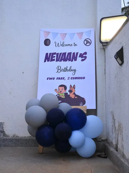 Another angle of the car-themed welcome sign, showing how it can be placed to greet guests as they arrive.