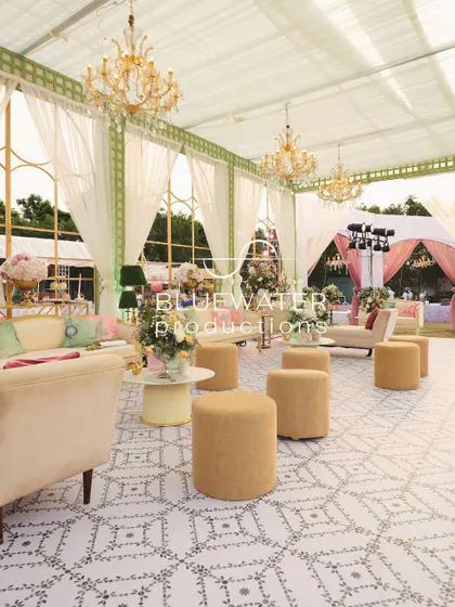 A dedicated lounge pavilion for the family, set right next to the mandap, providing front-row seats to the ceremony in complete comfort.