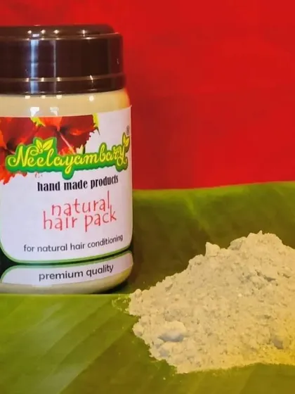 Another beautiful shot of the Natural Hair Pack. The premium quality comes from using the best handpicked herbs, ground in small batches.