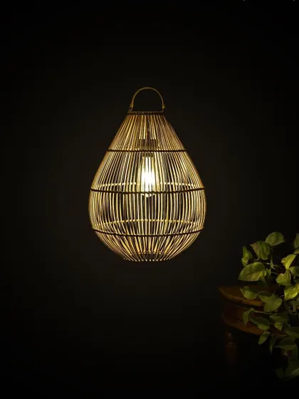 This teardrop variant, with its slightly wider base, offers a soft and generous glow. It’s an excellent choice for adding ambient light to a living room or bedroom.