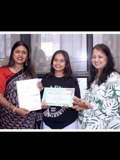 Congratulations to this bright student on her graduation. Her passion for henna was evident throughout the class.