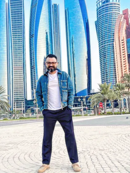 Taking a moment in Abu Dhabi. I travel frequently for destination weddings, bringing a seamless, professional DJ experience to clients celebrating in the UAE and beyond.