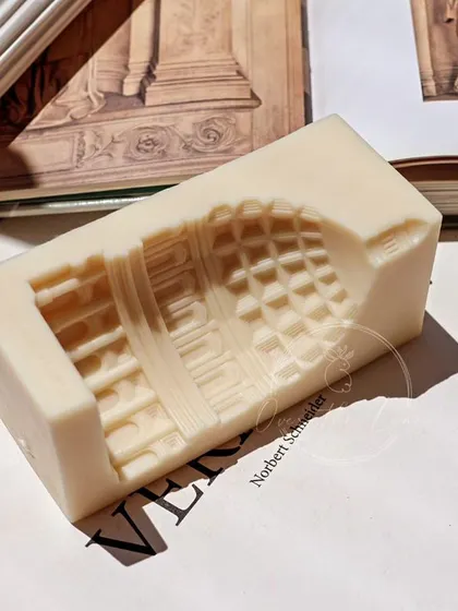 The Pantheon candle from my Olympia collection. This architectural piece is a celebration of ancient Roman design, hand-poured in creamy soy wax.