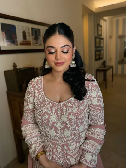 Glass skin, dewy, and soft. These were the keywords from my client, and I was so happy to deliver this look for her pre-wedding event.