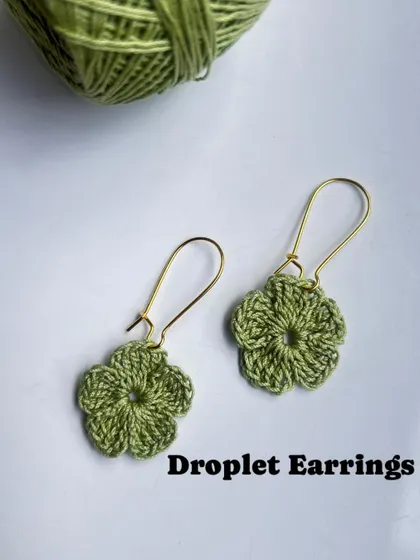 These green droplet earrings are lightweight and comfortable enough to wear all day long.