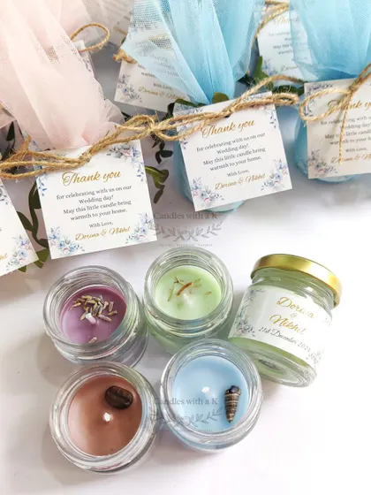 A closer look at the variety of scents for the wedding order: Lavender Lemongrass, Coffee, Lemongrass, and Ocean.