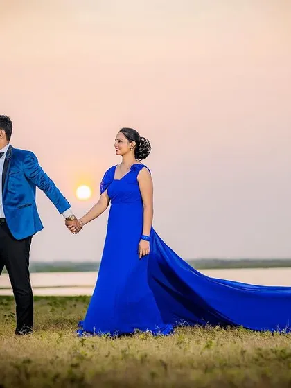 A duplicate image of the sunset pre-wedding shoot.