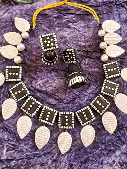 A sophisticated black and white version, perfect for monochrome outfits.