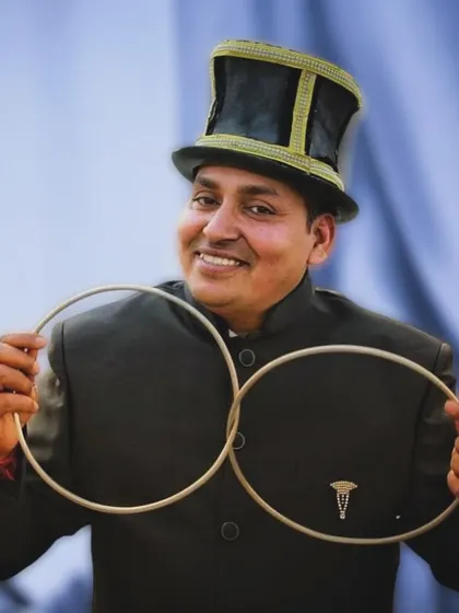 Another portrait with the linking rings. It's a simple, elegant illusion that I have been performing and perfecting for over 20 years.