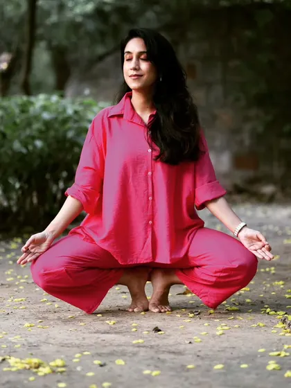 My heart is full of gratitude. Practice has so much depth these days, I feel deeply connected with myself.
