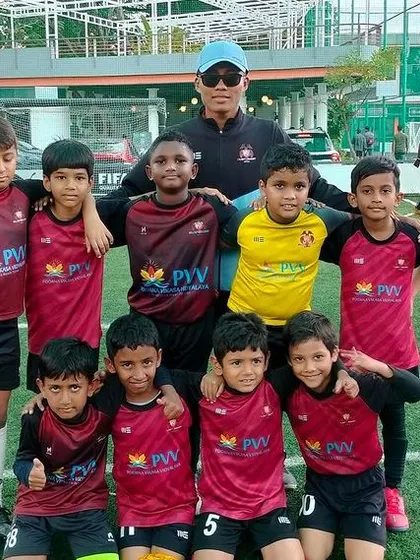 Another shot of our U-9 runners-up. Well done to all the players for a great tournament performance.