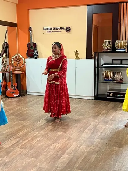 Our young dancers presenting their Kathak skills during the Prayag Sangeet Samiti examination.