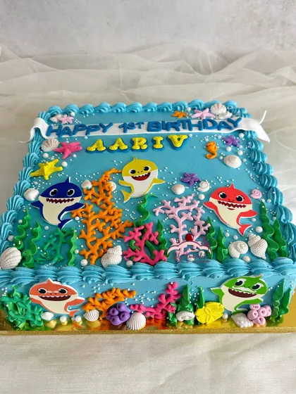 Another view of the detailed square Baby Shark cake.