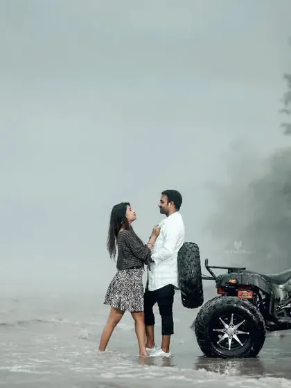 For the adventurous couple, an ATV bike shoot on the misty banks of the Ganga is an exciting option. It’s a fun and unique way to bring out your playful side while we get some incredible, action-filled shots.