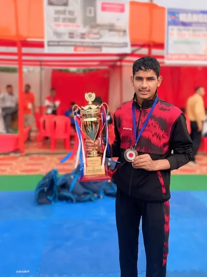 Congratulations to our trainee Raj Kumar for winning a Bronze Medal at the Sub Junior Nationals 2023-24 while representing the Bihar team.