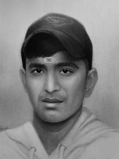 A small-sized commissioned portrait where I used a combination of graphite and charcoal to create a strong sense of form and character.