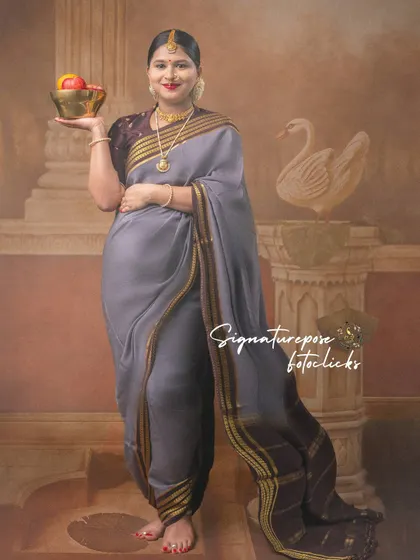 A duplicate of the previous image, this portrait emphasizes the classic and timeless appeal of the setup.