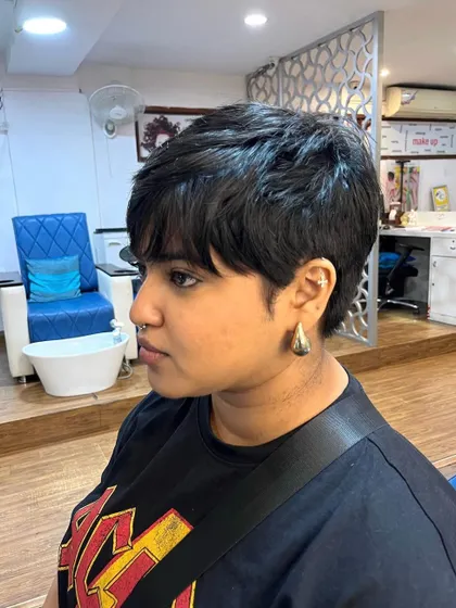 A side view of the pixie, showing the soft layering.