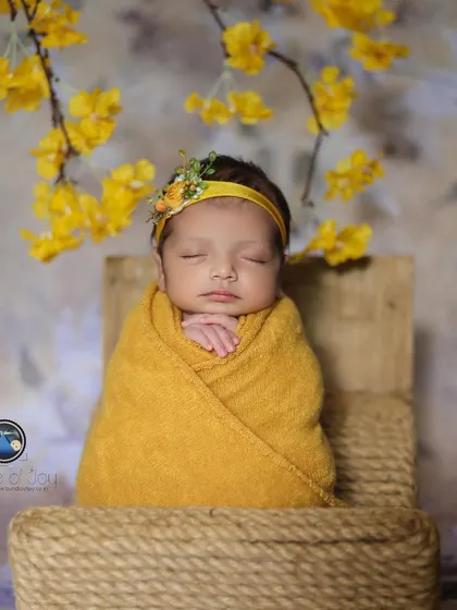 Another shot from the rustic yellow series, showing the baby sitting peacefully. I capture multiple angles to provide a variety of images from each setup.