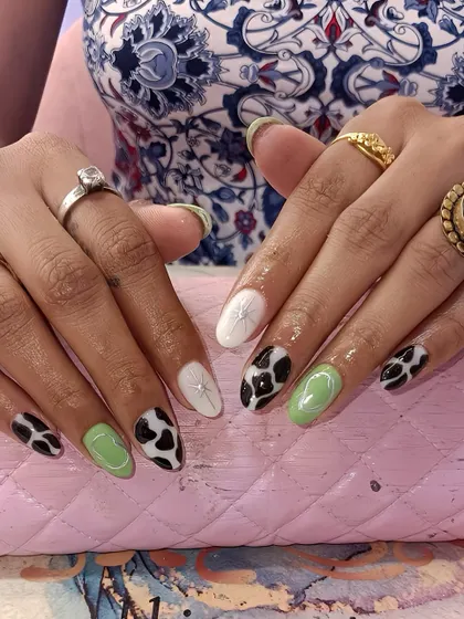 The mood for the week: playful, fresh, and a little wild. I love how this mismatched set with cow print, minty green, and starburst accents turned out.