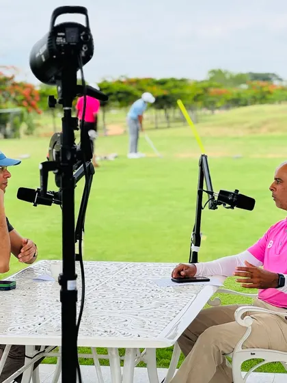 A great session with nutrition coach Ryan Fernando, discussing the challenges of training elite athletes. Nutrition has played a vital role in my athletes' success, and our 20-year journey with Qua Nutrition continues.