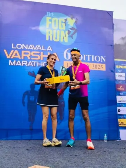 Our winners on the podium at the Lonavla Varsha Run. Paragi Seth and Kapil Arora finished on top in their categories after taking on the rain and hills.